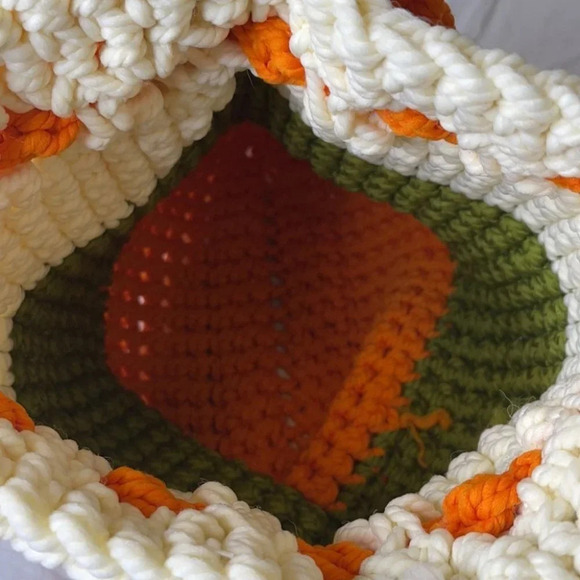 BOHO 70’s Vibe Hand Made Crochet Crossbody Carryall Bag Purse - Picture 5 of 7